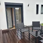 Lenti Düsseldorfer Apartment’s Düsseldorf