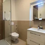 Lenti Düsseldorfer Apartment’s Düsseldorf