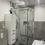 Lenti Düsseldorfer Apartment’s Privatunterkunft Düsseldorf