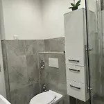 Lenti Düsseldorfer Apartment’s Privatunterkunft *