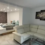 Privatunterkunft Lenti Düsseldorfer Apartment’s