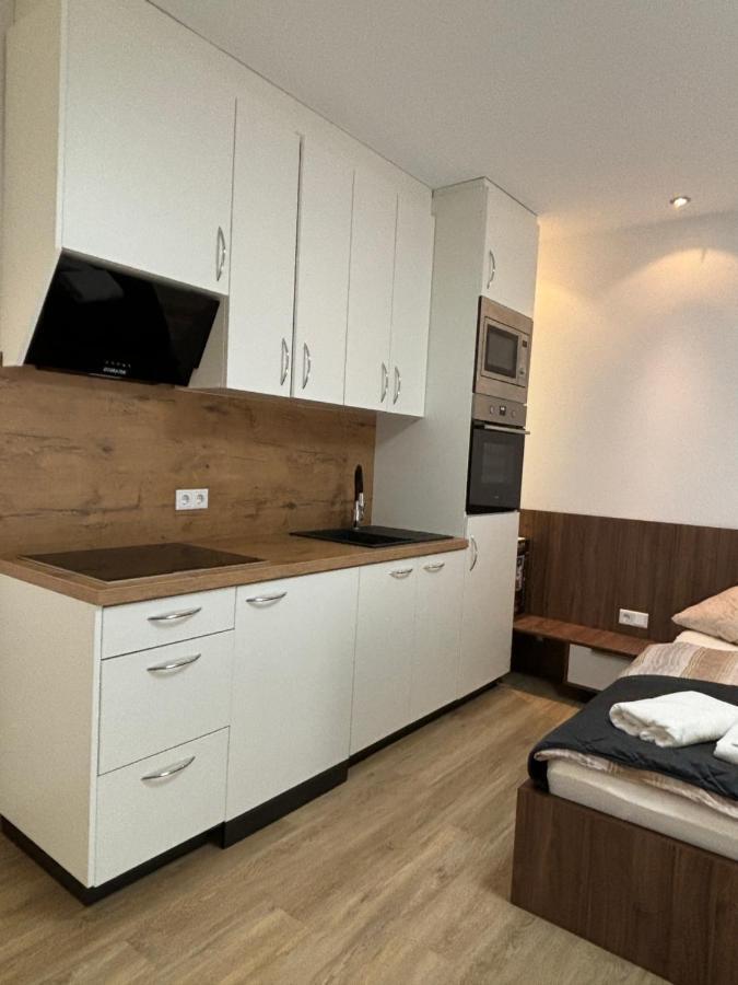 Lenti Düsseldorfer Apartment’s Privatunterkunft Düsseldorf