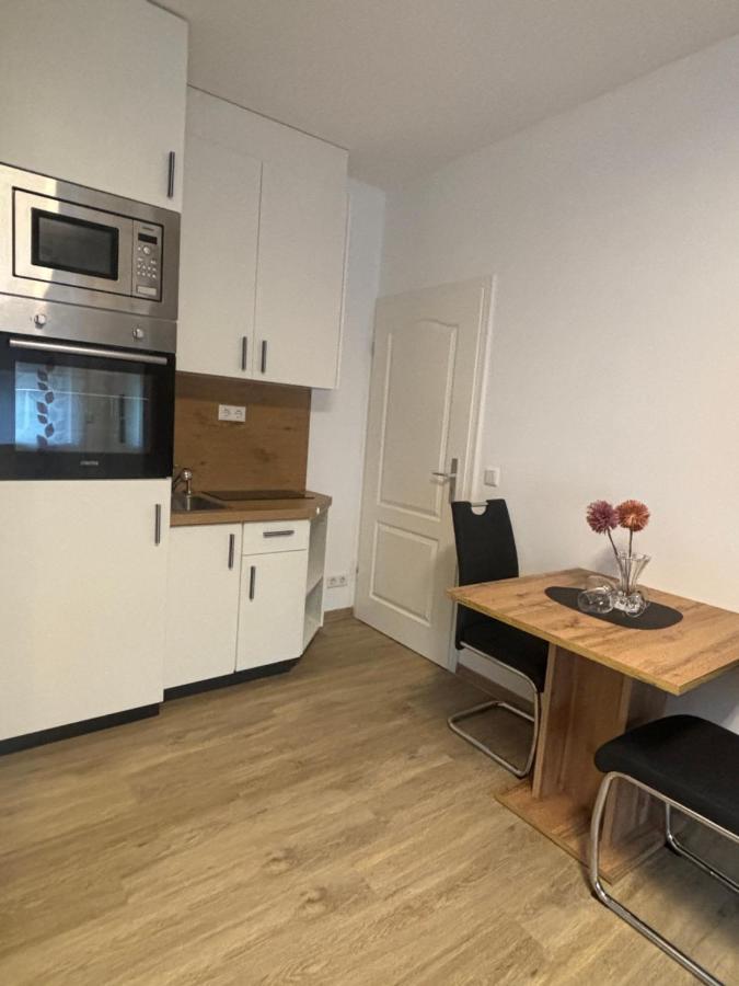 Lenti Düsseldorfer Apartment’s