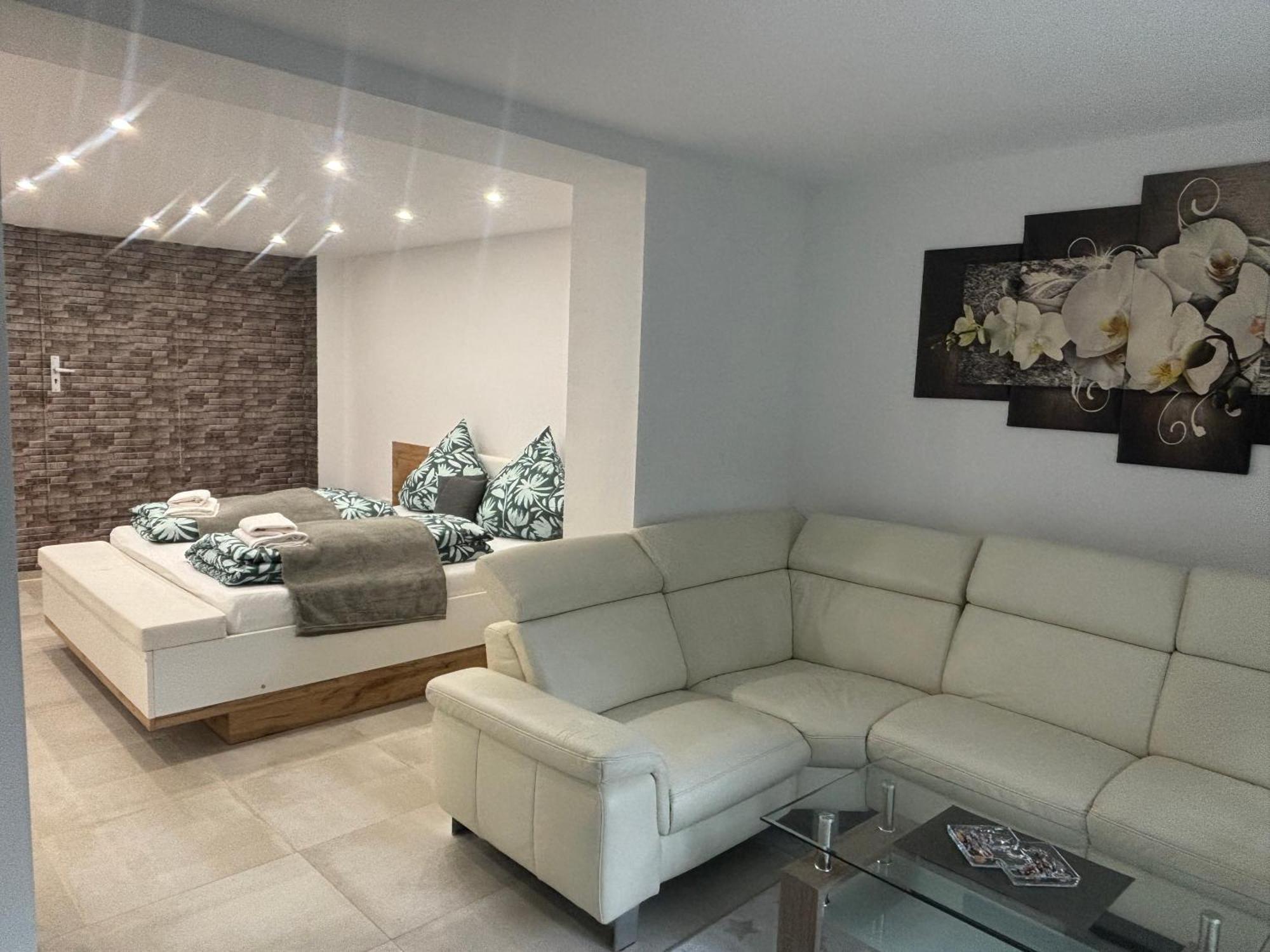 Privatunterkunft Lenti Düsseldorfer Apartment’s